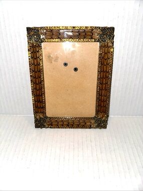 Ornate Vintage-Style Brown and Gold Picture Frame 5x6.25